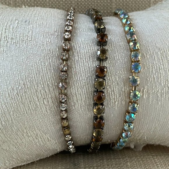 Women Bracelet Set of 3 Bracelet Fashion Jewelry Crytals Accent Stretched Jewelr - Picture 3 of 12